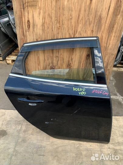 Правая задняя дверь Вольво V60 2010-2013 в сборе