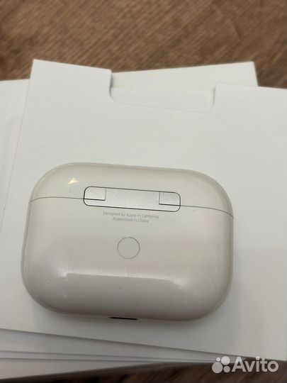 Apple AirPods Pro MagSafe