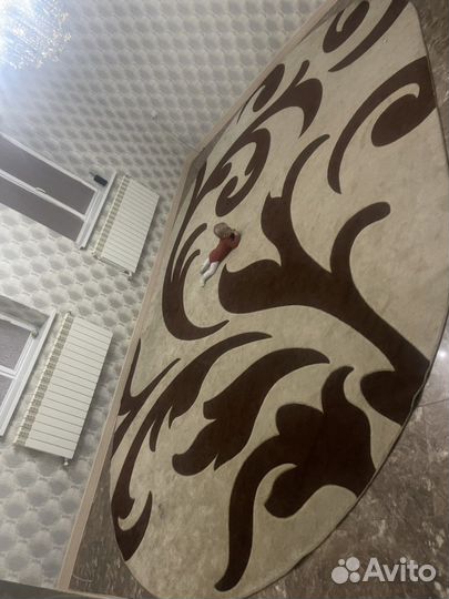 Ковер шерстяной большой