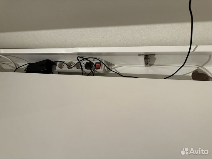 Письменный стол IKEA Алекс белый