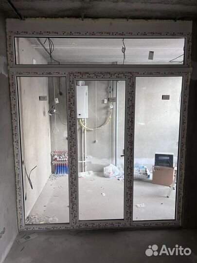 Пластиковый балконный блок с дверью