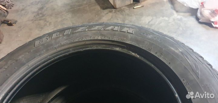 Bridgestone Blizzak DM-V1 225/65 R17 102R