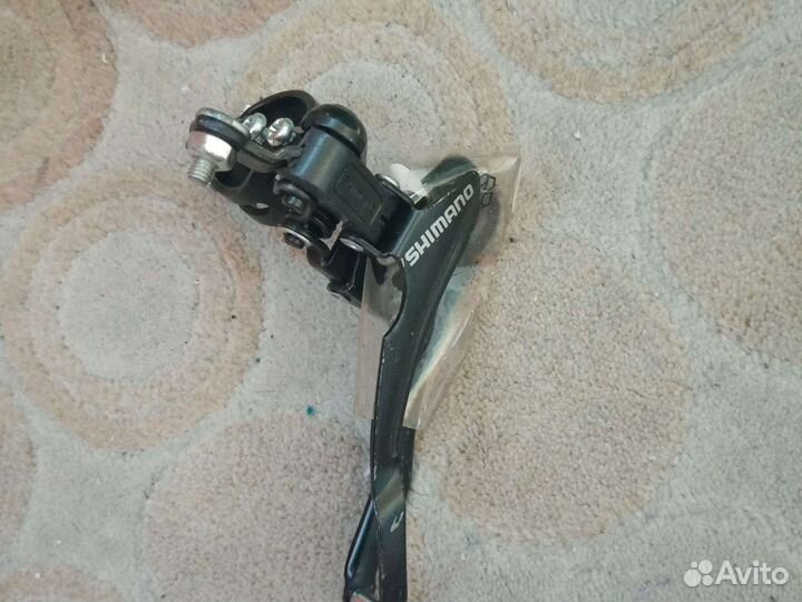 Передний переключатель shimano