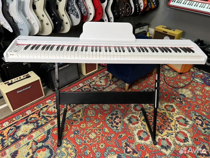 Цифровое пианино