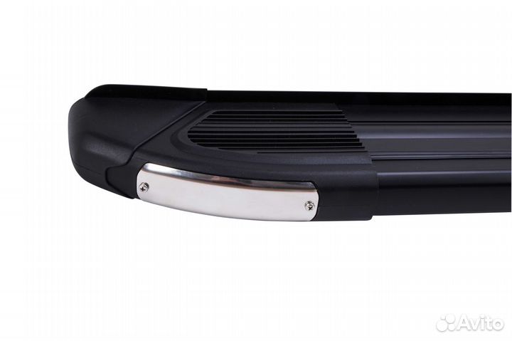 Пороги на Toyota RAV4