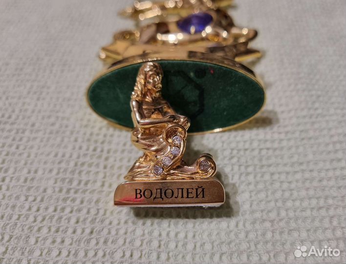 Статуэтки swarovski и подарочные фигурки, свечи