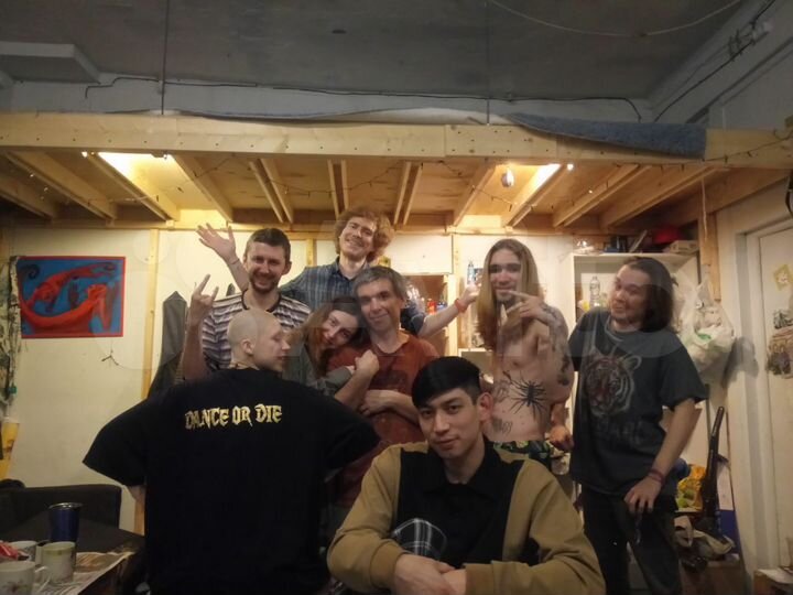 Комната 100 м² в 4-к., 7/7 эт.