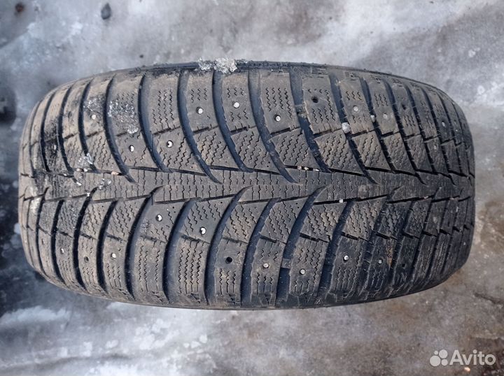 Laufenn I Fit Ice LW 71 215/55 R17 95T