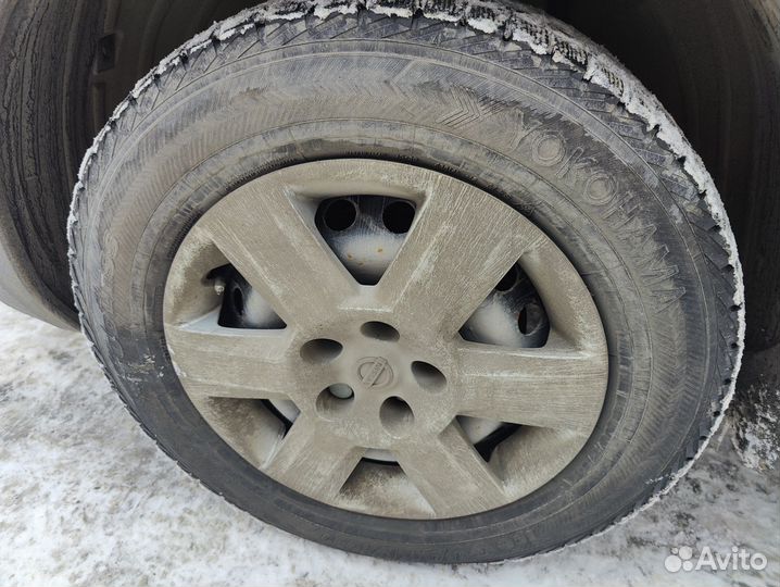 Yokohama Ice Guard IG30 215/65 R16