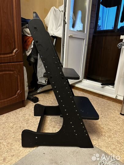 Стул школьный