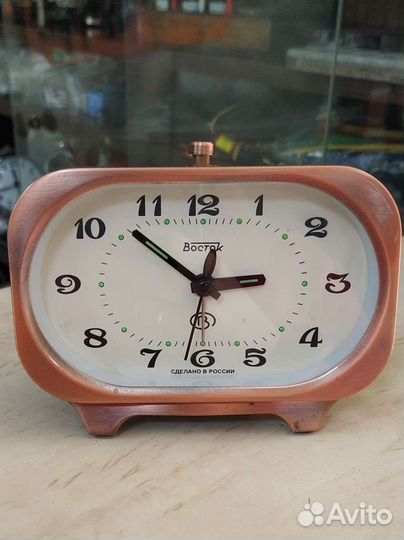 Часы будильник Восток