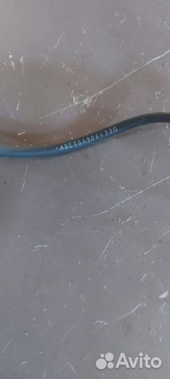 Датчик коленвала на Volkswagen Passat B6