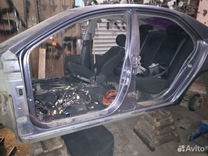 Kia cerato 2 TD порог левый