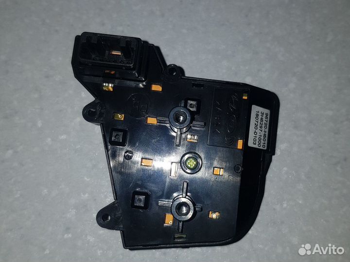 Правая кнопка Solaris 2017