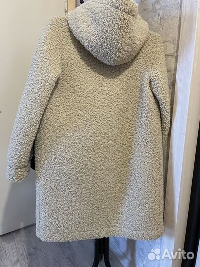 Пальто женское 42 44 бежевое