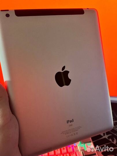 iPad 3 (3-го поколения) 64GB