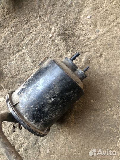 Абсорбер toyota corolla 1989г