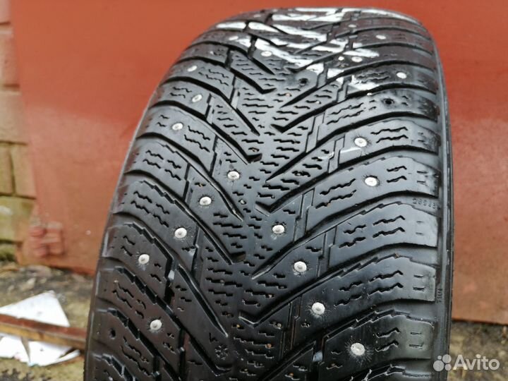 Nokian Tyres Hakkapeliitta 8 205/55 R16 94T