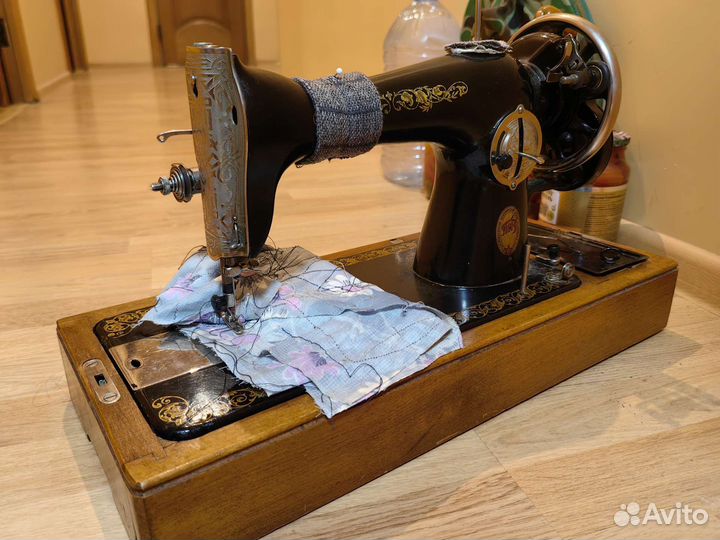 Швейная машинка бу СССР