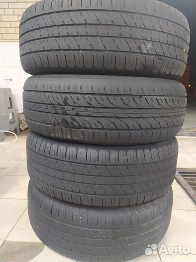 Kumho Grugen Premium 215/65 R16 30L