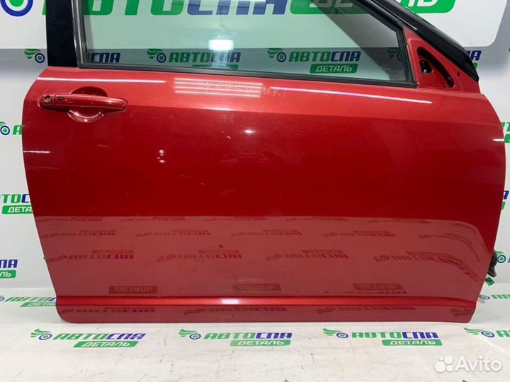 Дверь передняя Suzuki Swift 3 хетчбек 3D бензин