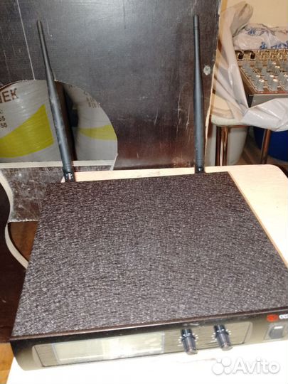 Радиосистема микрофонная профессиональная