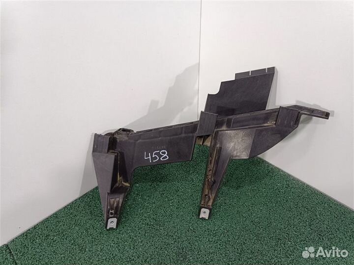 Кронштейн крепления фары левый Bmw X3 E83 2008