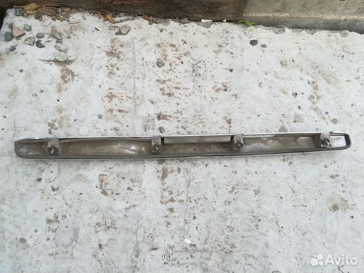 Молдинг крышки багажника Лада Приора