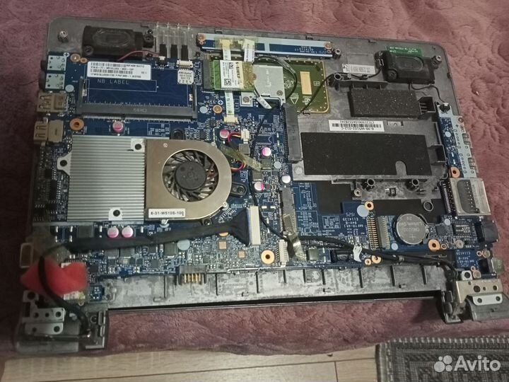 Ноутбук рабочий под разбор