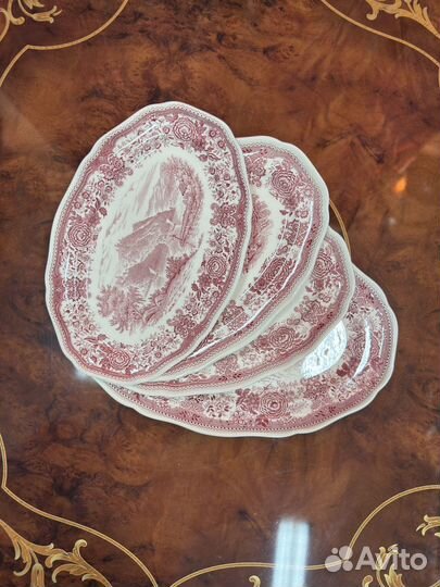 Овальное блюдо villeroy boch burgenland красный