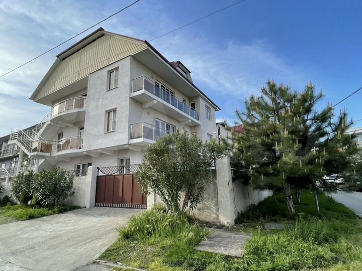 Комната 30 м², 3/3 эт.