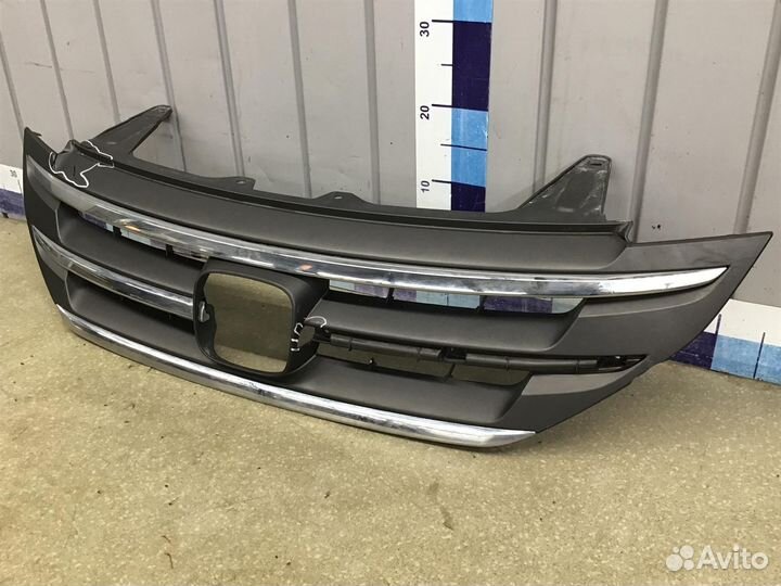 Решетка радиатора Honda CR-V 2012-2017