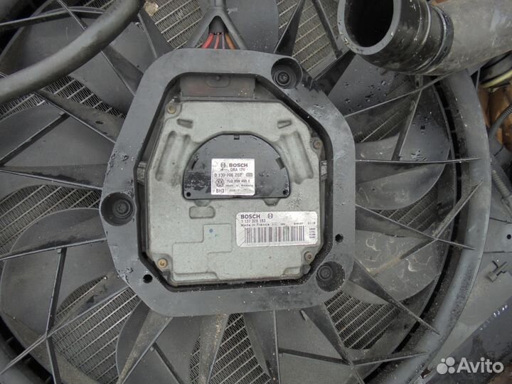 Кассета радиаторов Фольксваген Туарег 4.2i в сборе