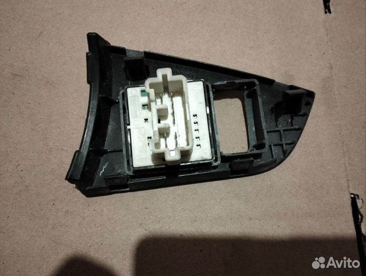 Блок управления зеркалами Mitsubishi lancer 9