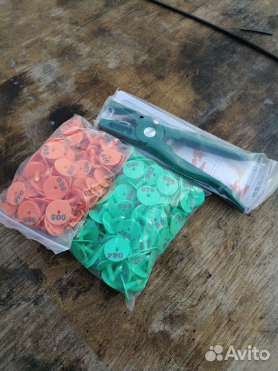 Бирки для крс, мрс и кроликов и биркач