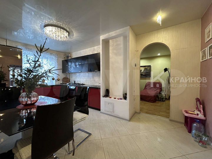 4-к. квартира, 97,4 м², 4/9 эт.