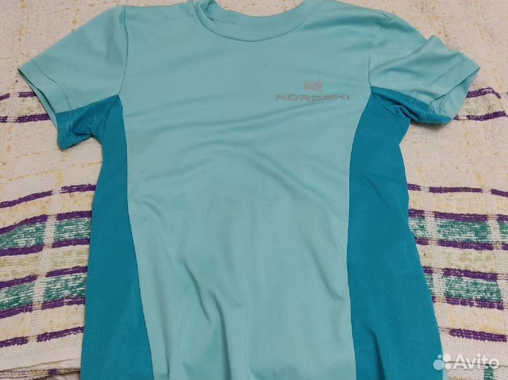 Лыжные ботинки, палки, одежда