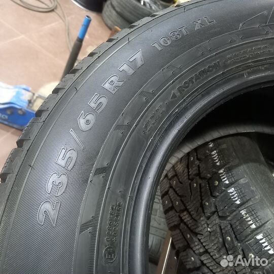 Nokian Tyres Nordman 7 SUV 235/65 R17 T