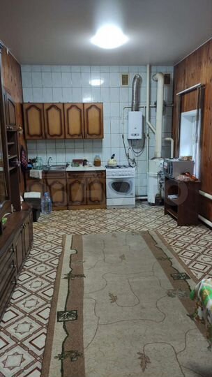 Дом 483,6 м² на участке 9 сот.