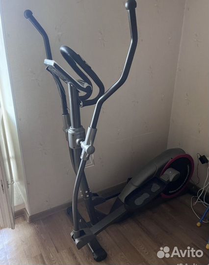 Эллиптический тренажер CardioPower E250