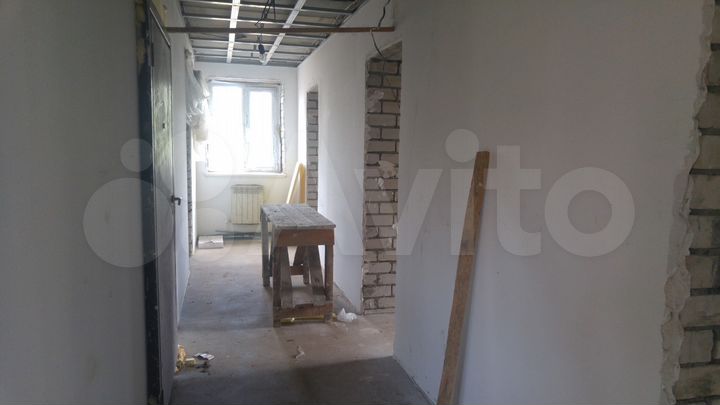 Коттедж 500 м² на участке 10 сот.