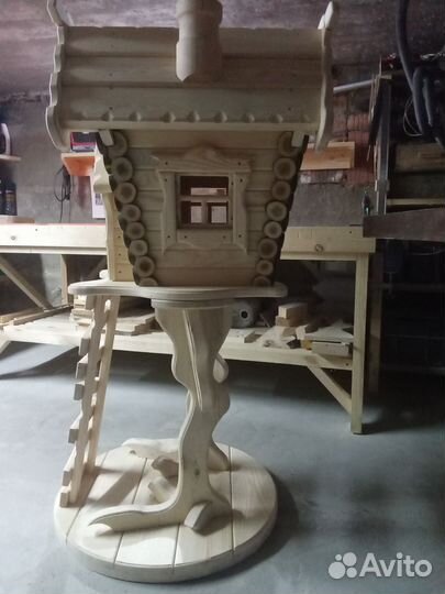 Избушка на курьих ножках