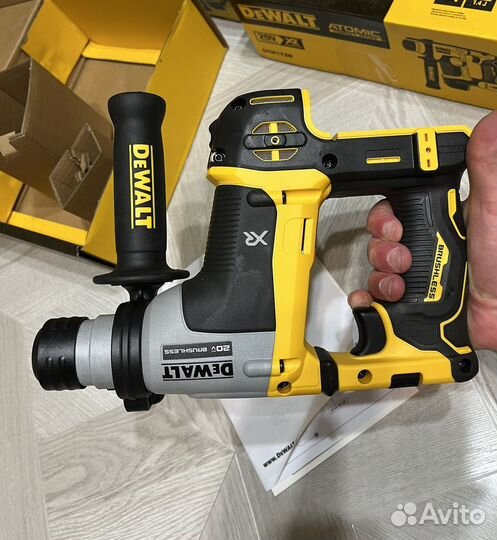 Перфоратор Dewalt DCH 172