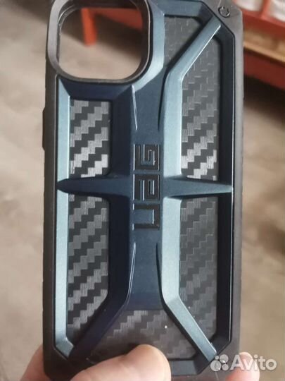 Чехол на iPhone 13 UAG
