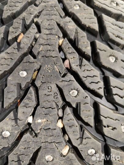 Nokian Tyres Hakkapeliitta 9 SUV 235/65 R17 108T