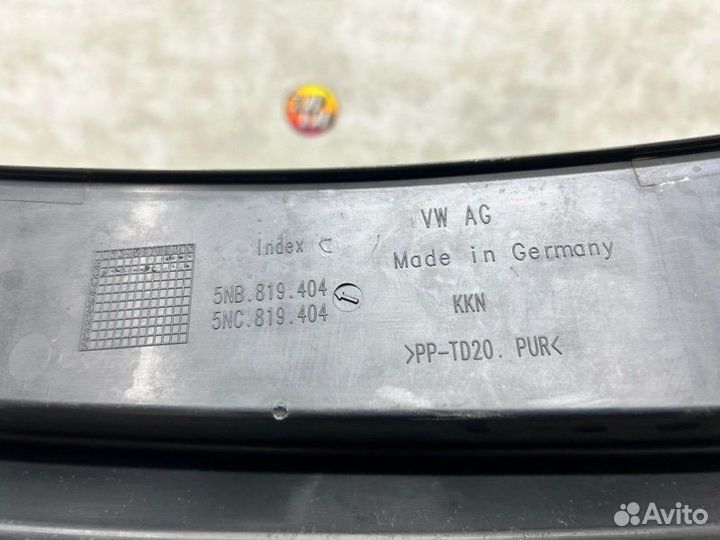 Жабо правое Volkswagen Tiguan 2 CZE 2017