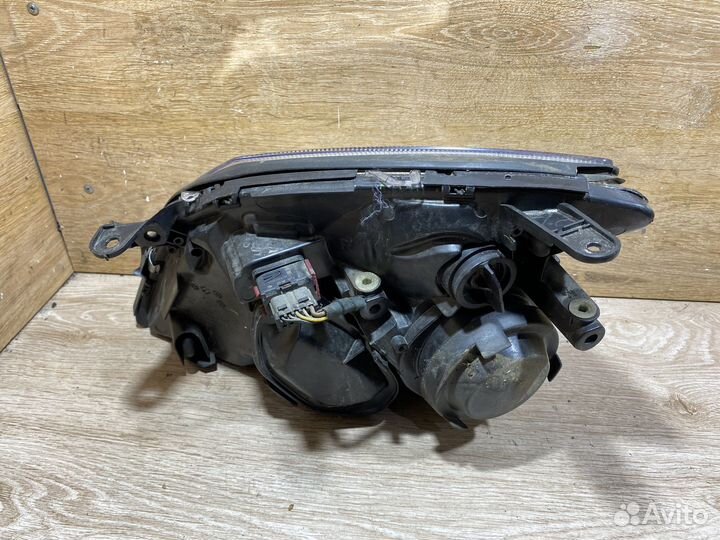 Фара передняя правая Opel Vectra C дорест 142481