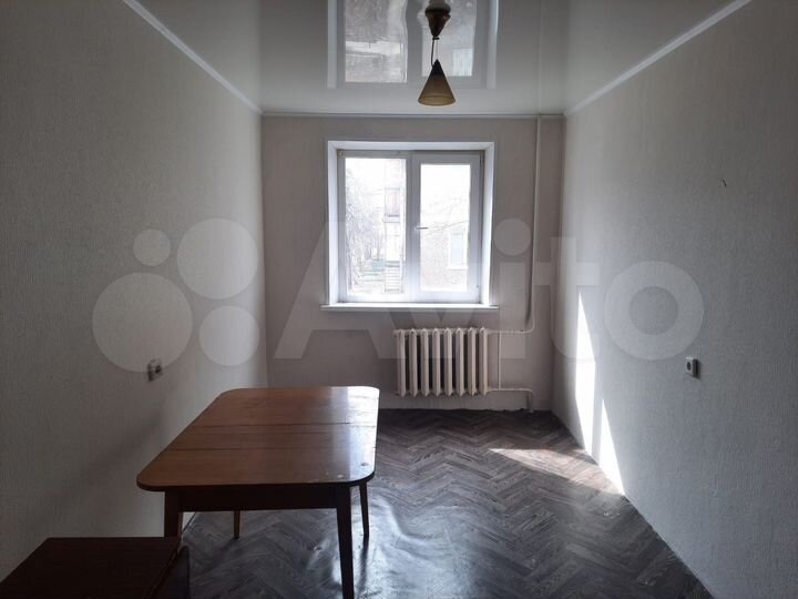 3-к. квартира, 60 м², 3/5 эт.