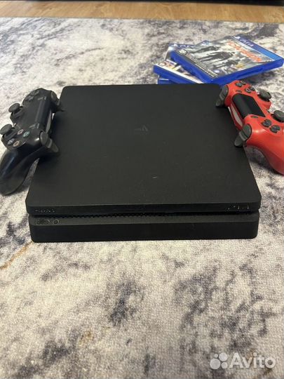 Sony PS4 slim