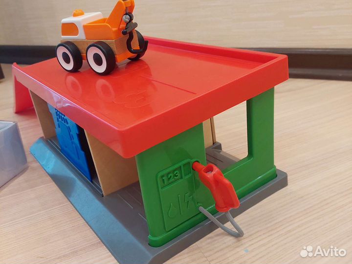 Лиллабу гараж с эвакуатором Икеа